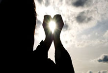 世预赛：10人国足客场0：1不敌沙特队.